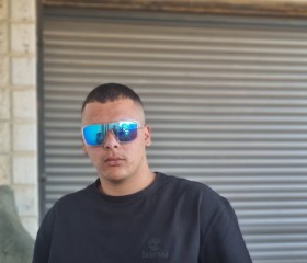 Mosa, 18, Jerusalem