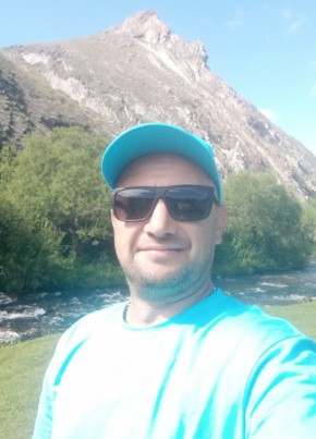 Евгений Матвеев из Ленска 43 года