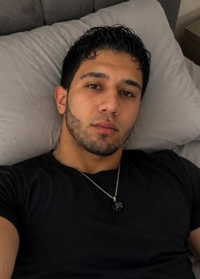 ادلبي مقدس из حماة 28 лет