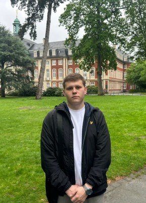Valeriy из Münster 21 год