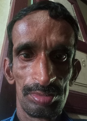 Guna, 51, India, Nellikkuppam