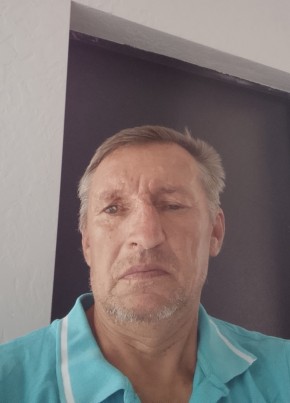 Виктор из Донское 54 года