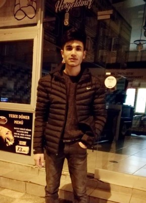 Yakup Yılmaz , 22, Türkiye Cumhuriyeti, Umraniye