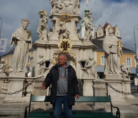 Vladimir, 68, Munich