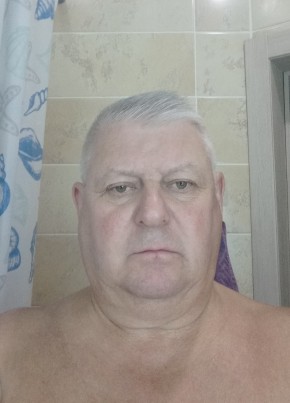 Андрей из Омска 62 года