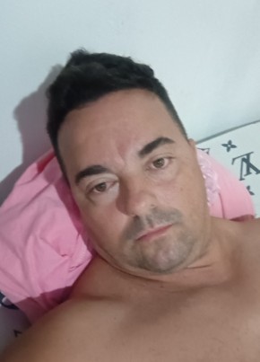Diony medeiros l из Goiânia 43 года