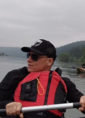 Партизан Саныч из Удельнаи 47 лет