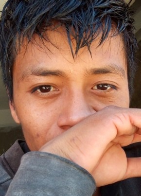 Carlos из Tlapa de Comonfort 22 года