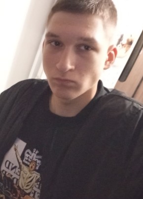 Даня из Зеленограда 18 лет
