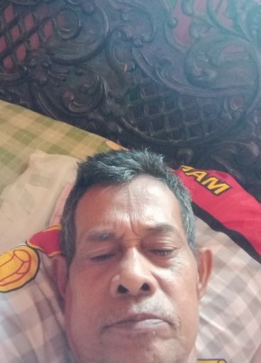 Parmidi, 64, Indonesia, Kualatungkal