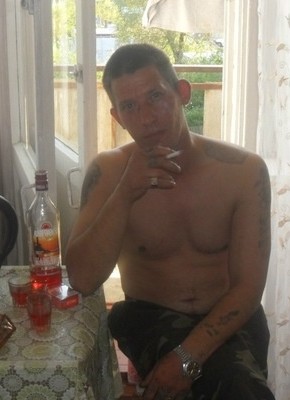 Valentin, 46, Россия, Волхов