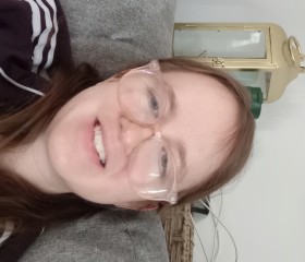 Emily, 29, Toronto