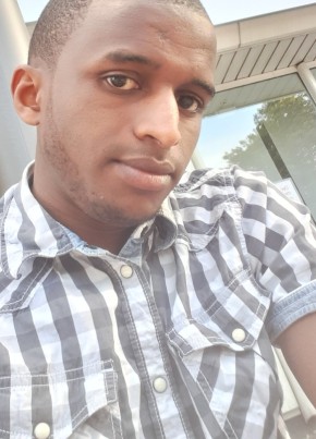 Abdoulaye Ly , 21, Bundesrepublik Deutschland, Merzig