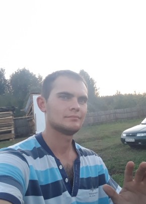 Максим, 29, Россия, Гусь-Хрустальный