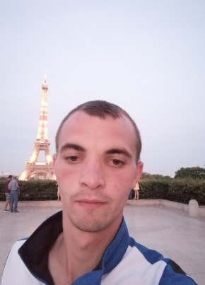 Sergiu , 28, République Française, Aulnay-sous-Bois