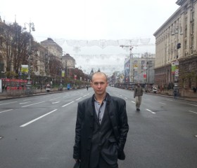Анатолий, 30 лет, Уссурийск