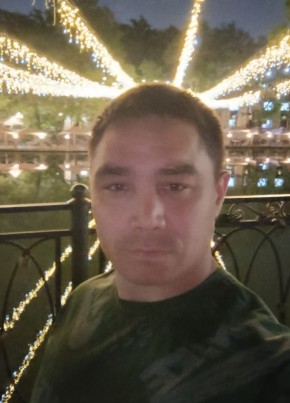 Руслан из Алматы 36 лет