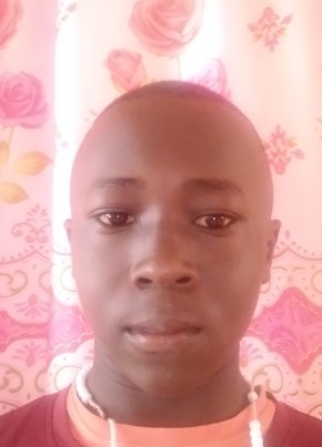 Felton Raddai, 24, Kenya, Kisii