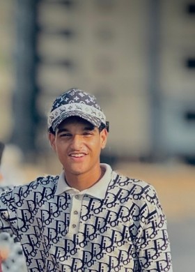 youssef из القاهرة 18 лет