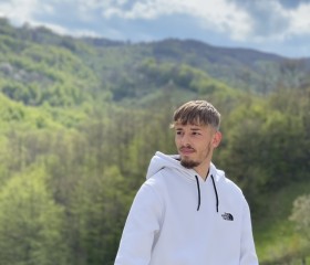 Ardii, 24, Ferizaj