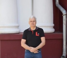 Виктор, 64 года, Калуга