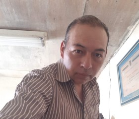 Javier, 51 год, Latacunga