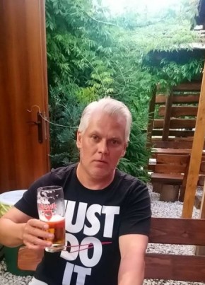 Zdenek , 52, Česká republika, Luhatschowitz