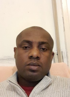 Olokunboyo Sunda, 54, Repubblica Italiana, Parma