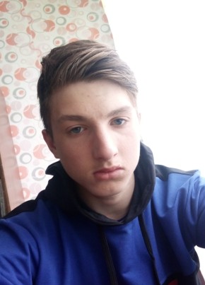 Олег, 21, Україна, Вишневе