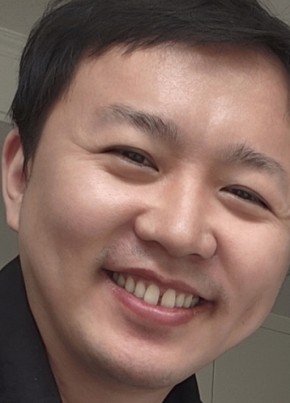 Lu из Singapore 33 года