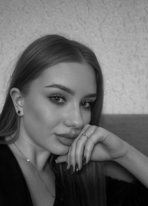 Vika, 27, Russia, Moscow