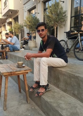 Abdul Samad, 18, Pakistan, Karachi