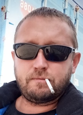 Артем из Ижевска 43 года