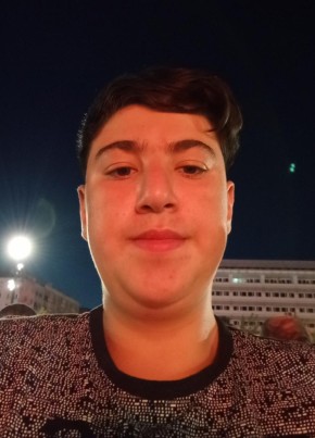 Berkay из İzmit 19 лет
