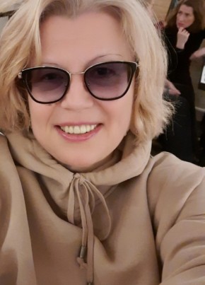 Yuliya, 54, Russia, Saint Petersburg