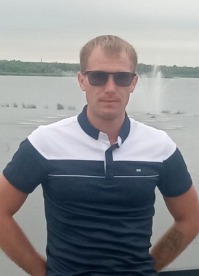 Влад из Орала 31 год