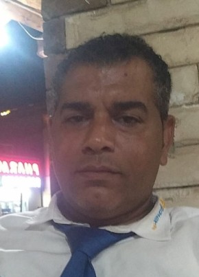 Ashraf из القاهرة 48 лет