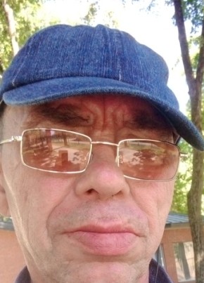 Андрей, 56, Россия, Волхов