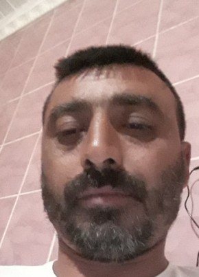 Yaşar, 45, Türkiye Cumhuriyeti, Bucak