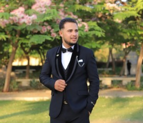 Ahmed, 25, Al Qanayat