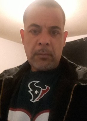 Roberto , 52, United States of America, Pasadena (State of Texas)