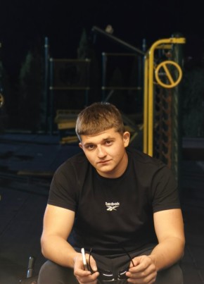 Дмитрий из Владивостока 30 лет