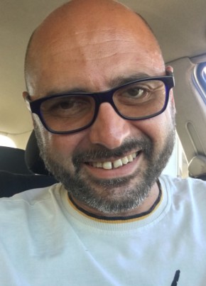 salvatore, 52, Repubblica Italiana, Fossano