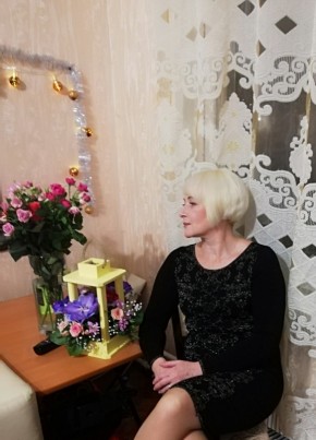 Лариса, 51, Россия, Москва