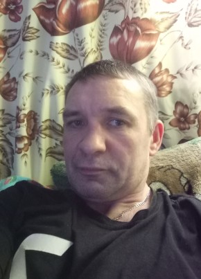 Михаил из Ярославли 47 лет