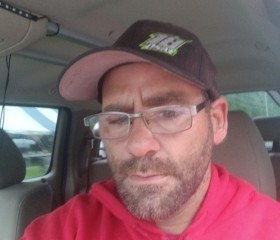 Josh, 41, Auburn (State of Maine)