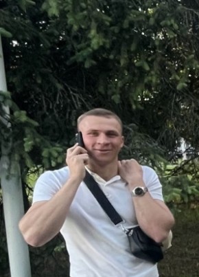 Илья из Берасьце 22 года