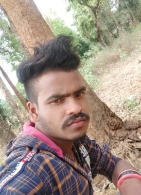 Brajesh Kumar, 24, India, Srīnagar (Uttarakhand)