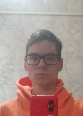 Maksim, 21, Belarus, Hrodna