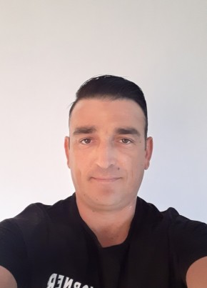 Teddy, 42, République Française, Ajaccio